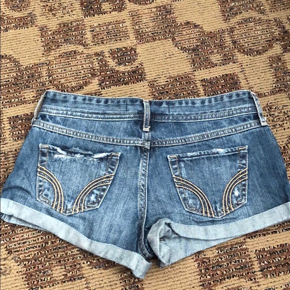 Hollister shorts - Picture 2 of 4